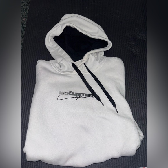 Tops - Hollister hoodie